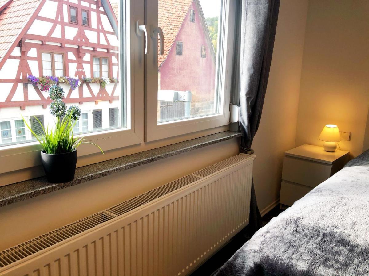 Lisas Gaestehaus Neckartenzlingen Exteriör bild