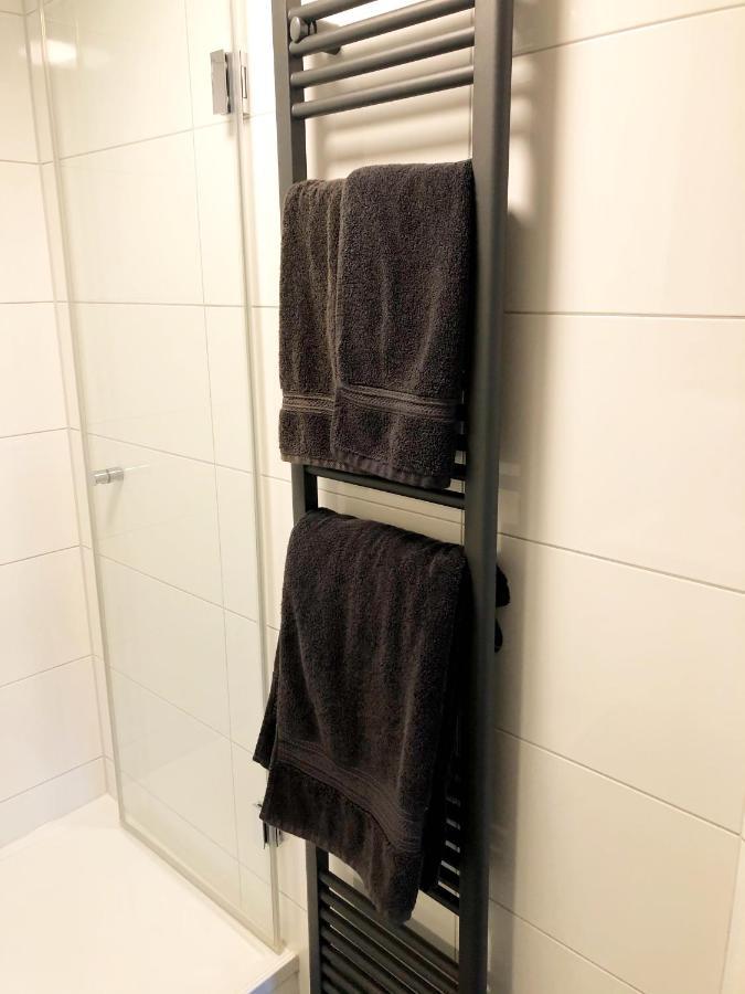 Lisas Gaestehaus Neckartenzlingen Exteriör bild